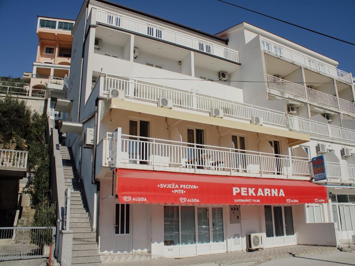 Apartments And Rooms Mato 네움 외부 사진