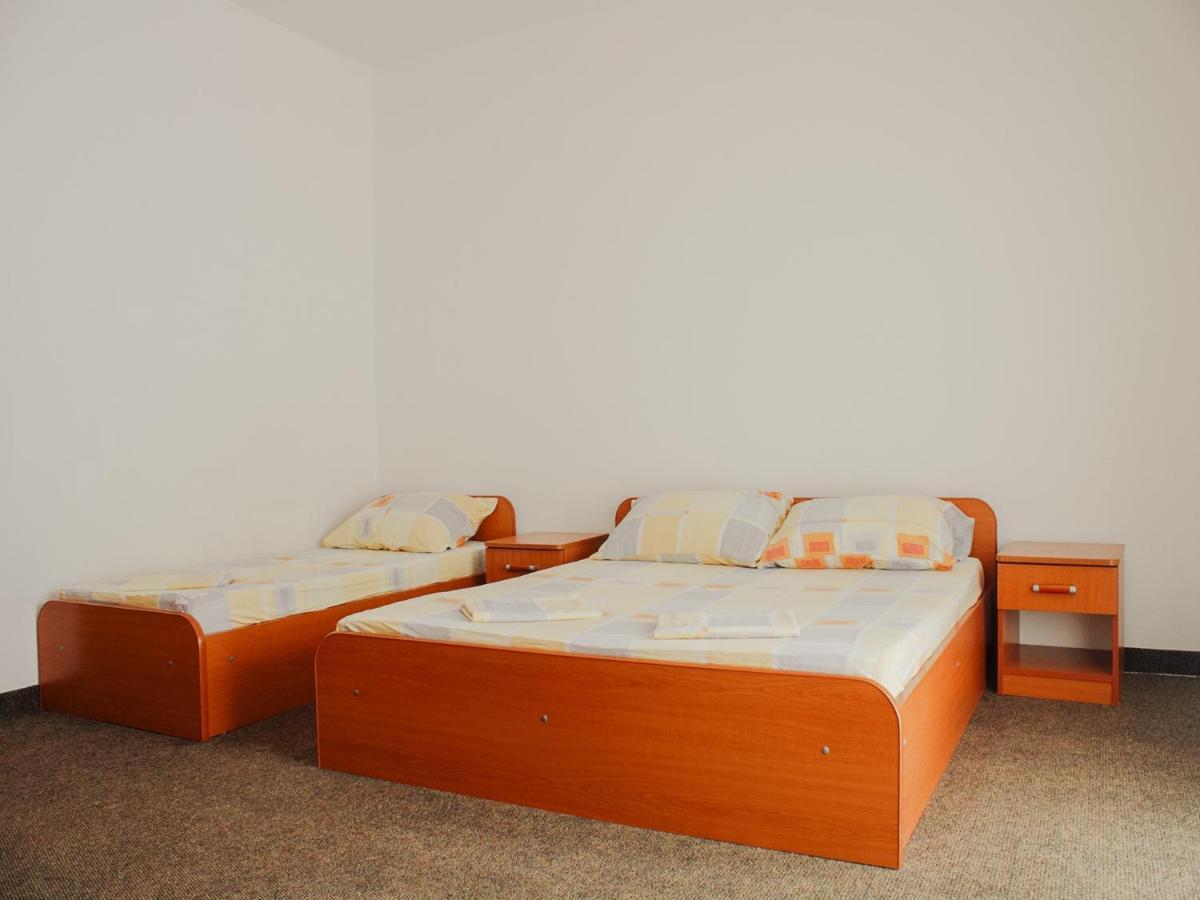 Apartments And Rooms Mato 네움 객실 사진