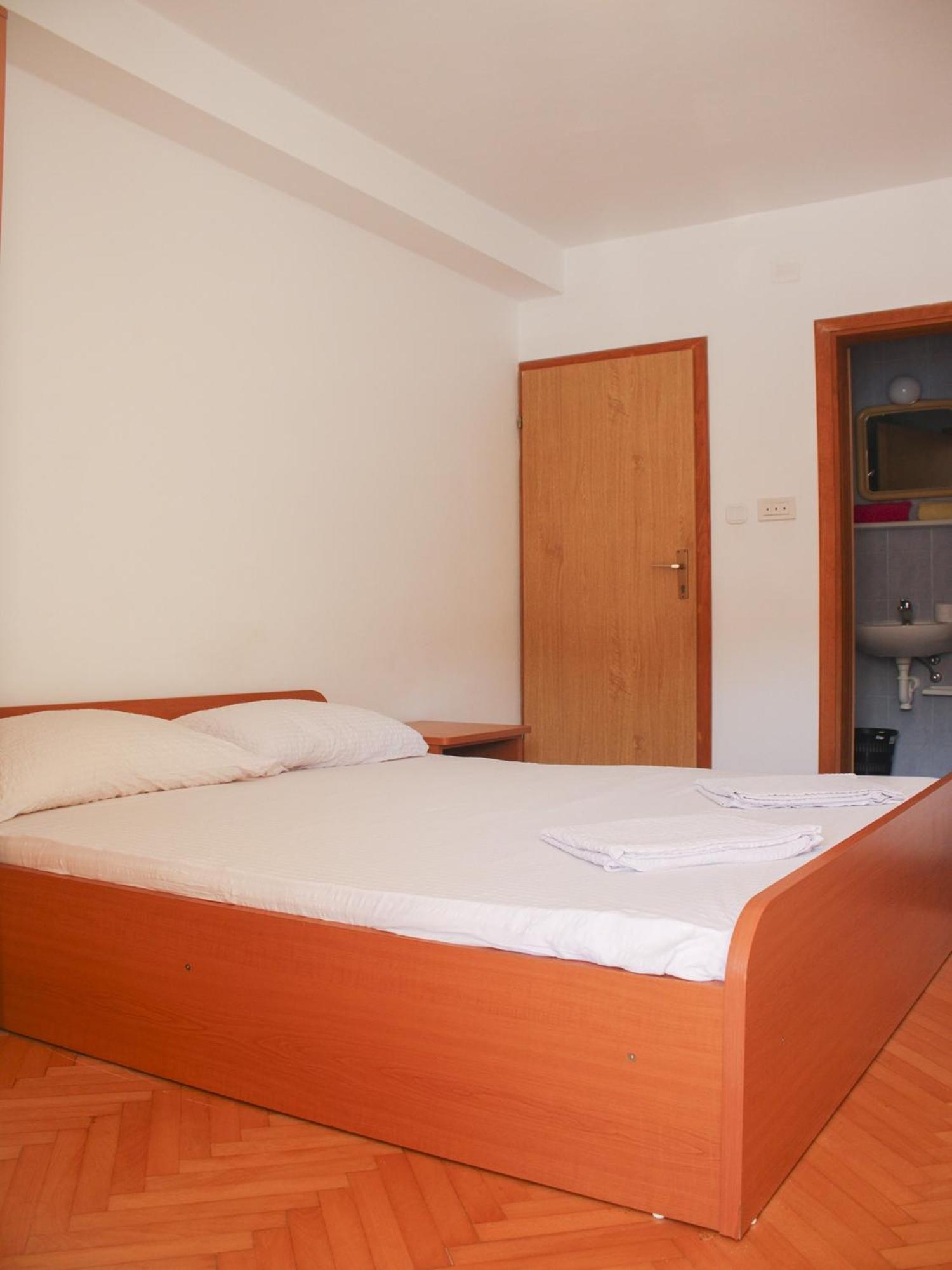 Apartments And Rooms Mato 네움 객실 사진