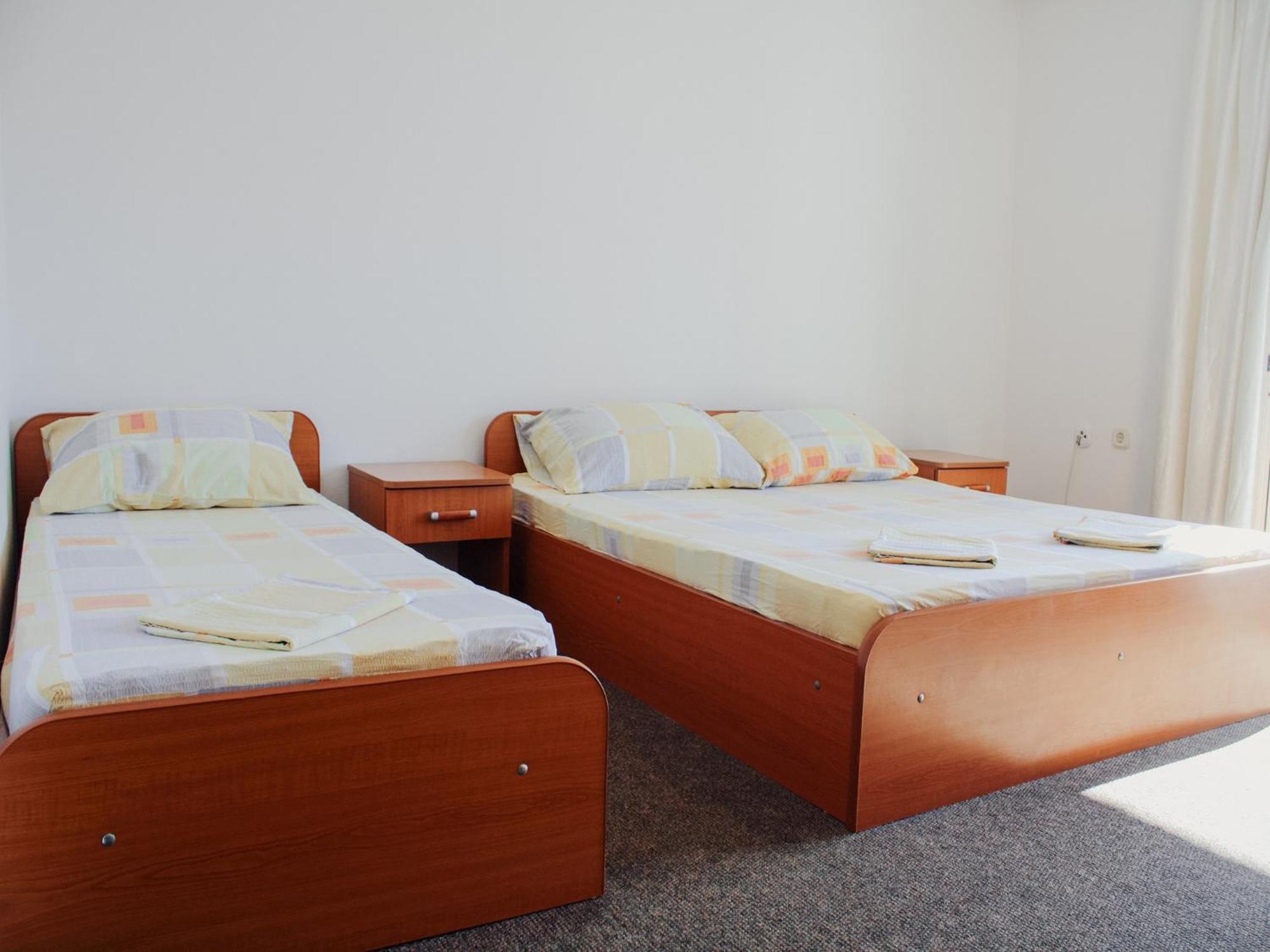 Apartments And Rooms Mato 네움 객실 사진